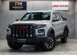 https://img.autotrader.co.za/47374851