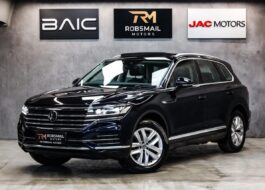 https://img.autotrader.co.za/47873281
