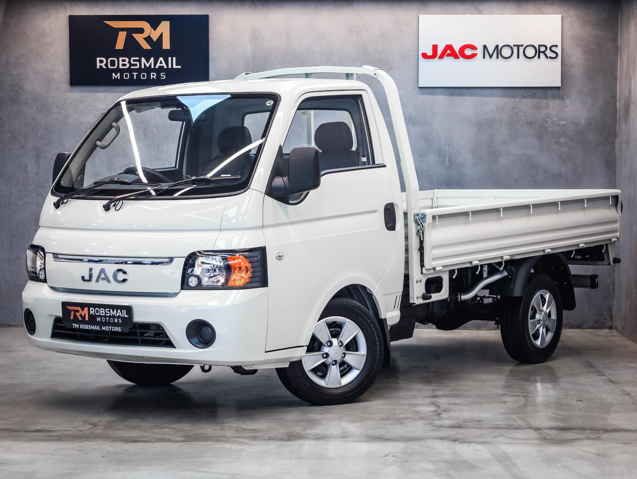 https://img.autotrader.co.za/47933887