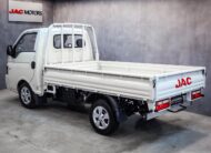 https://img.autotrader.co.za/47933936