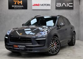 https://img.autotrader.co.za/49631091
