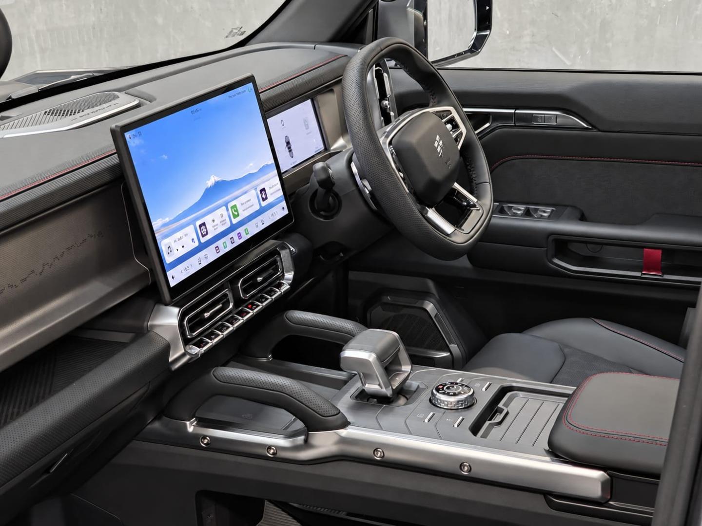 https://img.autotrader.co.za/50252677