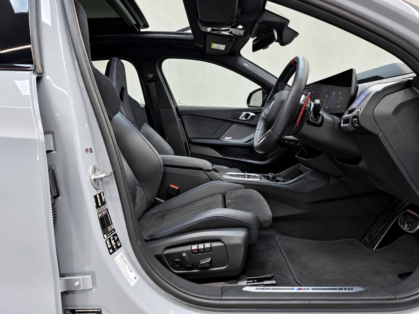https://img.autotrader.co.za/50491587